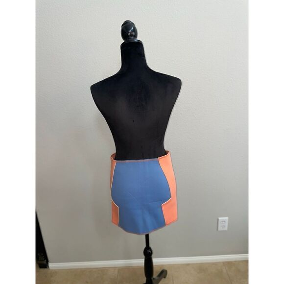 Nasty Gal Scuba Mini Skirt, SZ M - Picture 2 of 4
